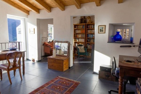 casale in vendita a Rezzo
