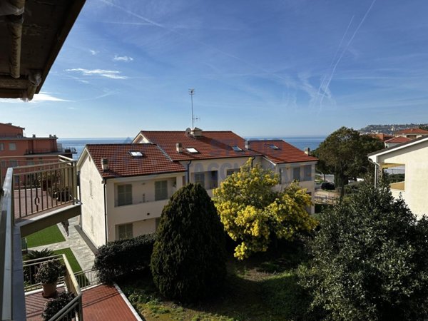 appartamento in vendita a Riva Ligure