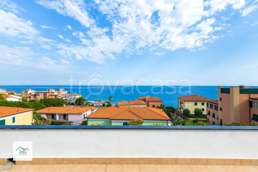 appartamento in vendita a Riva Ligure