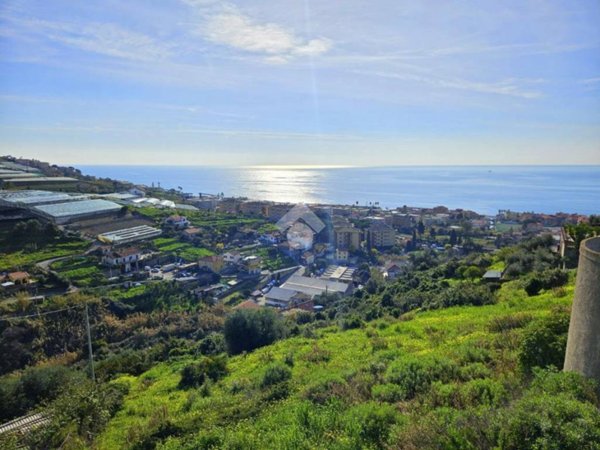 terreno agricolo in vendita a Riva Ligure