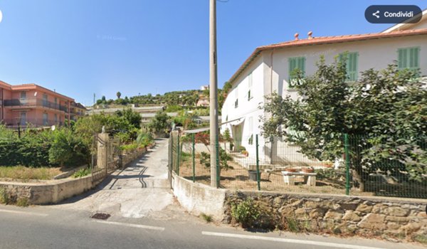 casa indipendente in vendita a Riva Ligure
