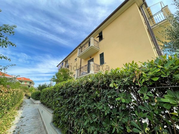appartamento in vendita a Riva Ligure