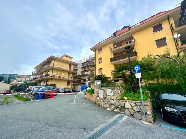 appartamento in vendita a Riva Ligure