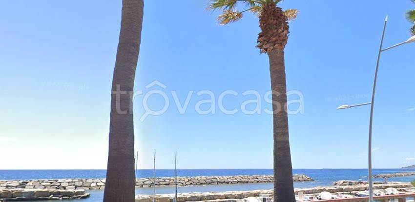 appartamento in vendita a Riva Ligure