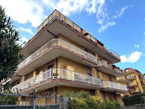 appartamento in vendita a Riva Ligure