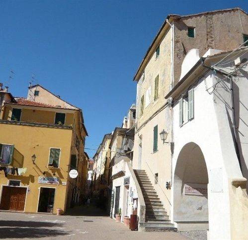 negozio in vendita a Riva Ligure
