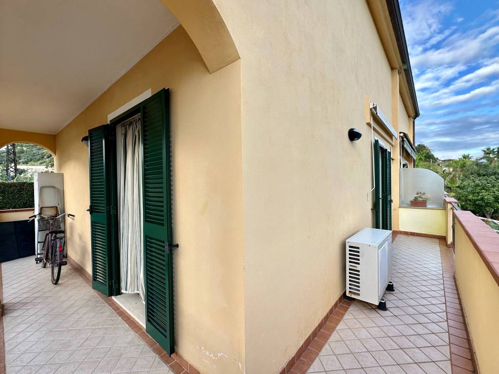 appartamento in vendita a Riva Ligure