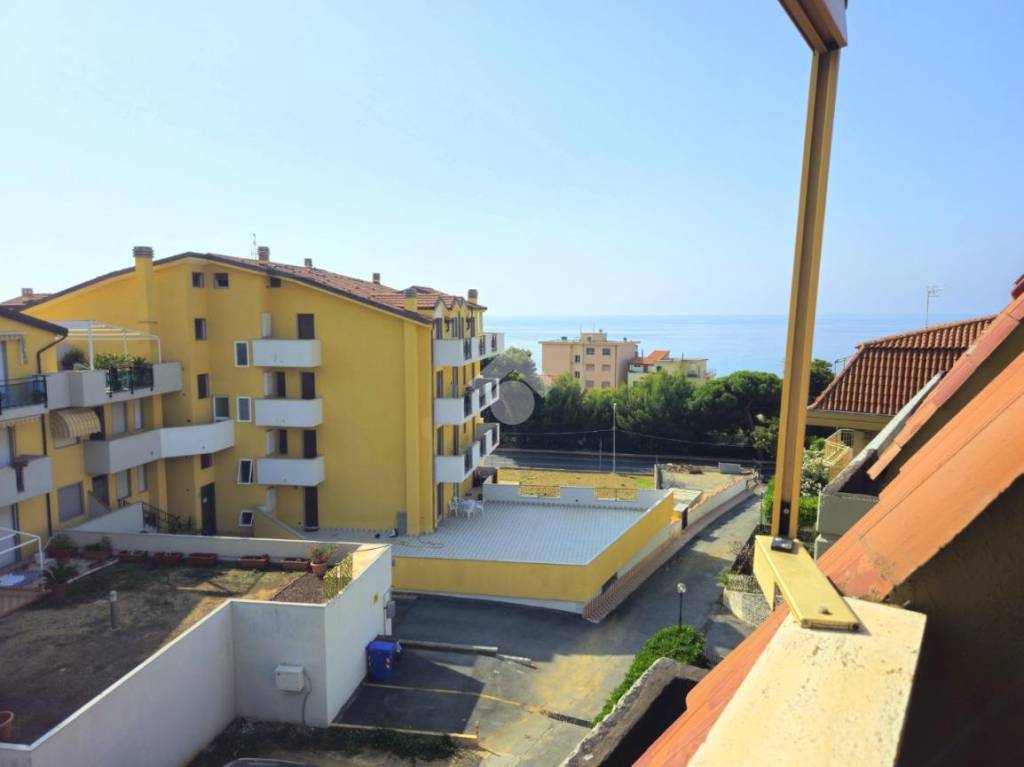 appartamento in vendita a Riva Ligure