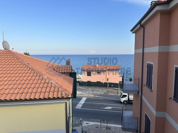 appartamento in vendita a Riva Ligure