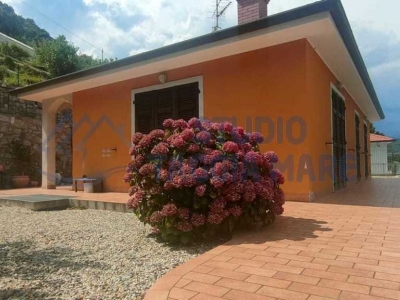 casa indipendente in vendita a Riva Ligure