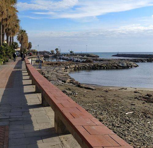 appartamento in vendita a Riva Ligure