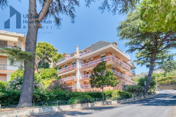 appartamento in vendita a Riva Ligure in zona Casai