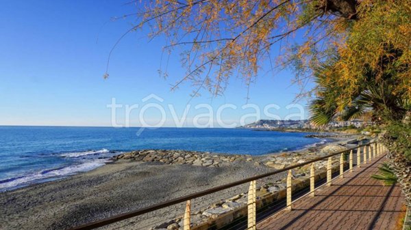 appartamento in vendita a Riva Ligure
