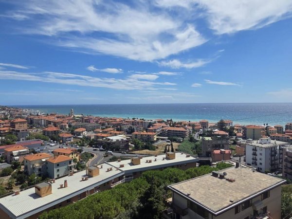 appartamento in vendita a Riva Ligure