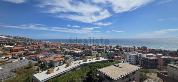 appartamento in vendita a Riva Ligure in zona Grange