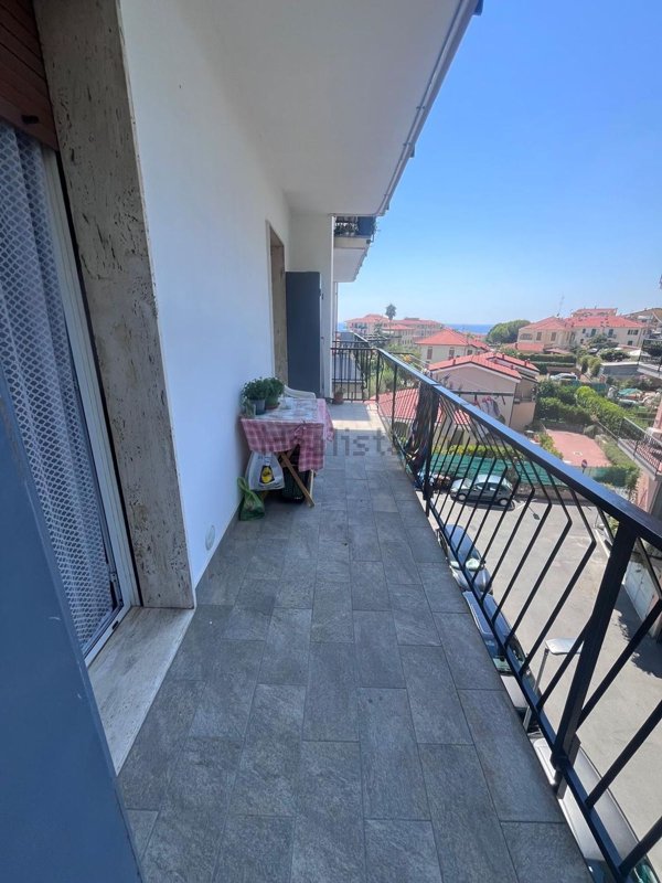 appartamento in vendita a Riva Ligure