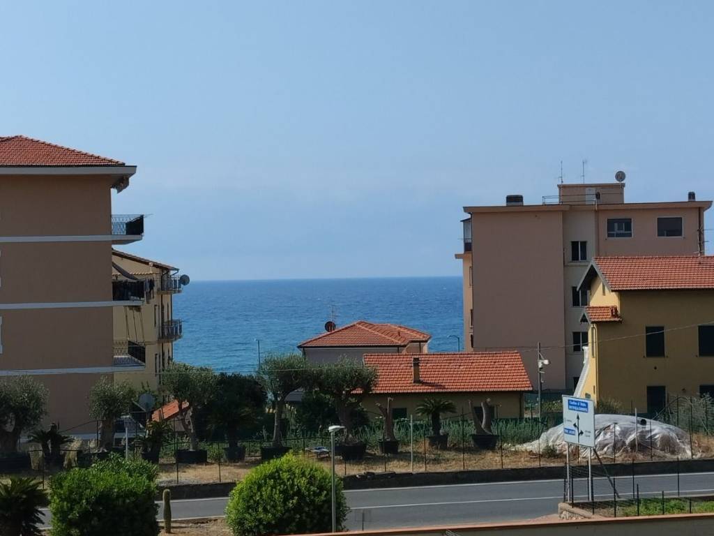 appartamento in vendita a Riva Ligure