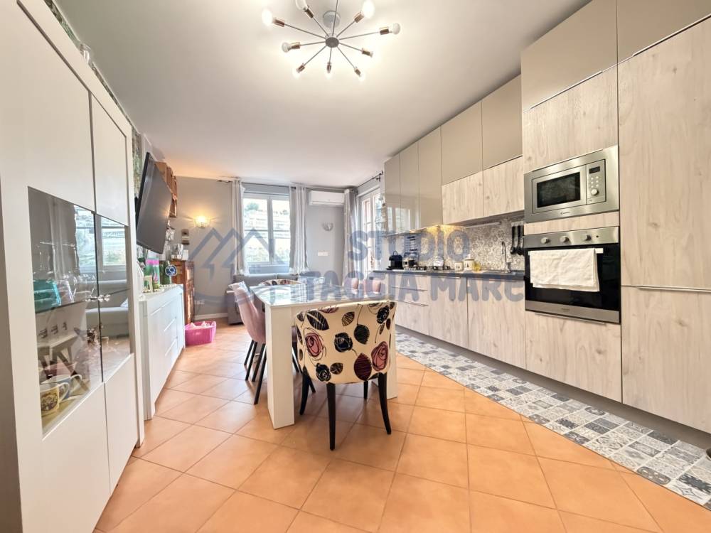 appartamento in vendita a Riva Ligure