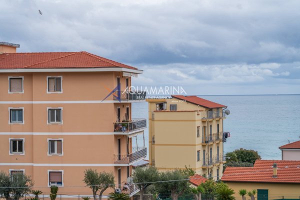 appartamento in vendita a Riva Ligure