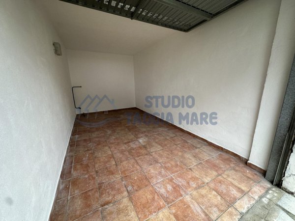 appartamento in vendita a Riva Ligure in zona Casai