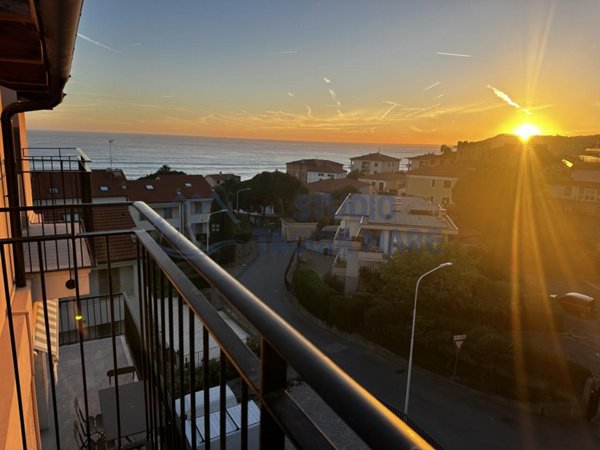 appartamento in vendita a Riva Ligure in zona Casai