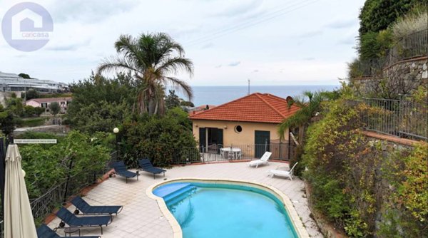 casa indipendente in vendita a Riva Ligure in zona Casai