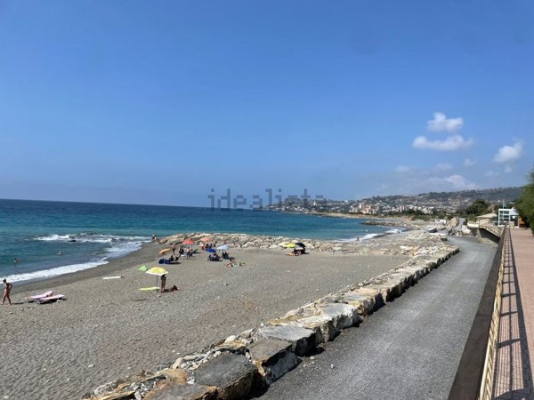 appartamento in vendita a Riva Ligure
