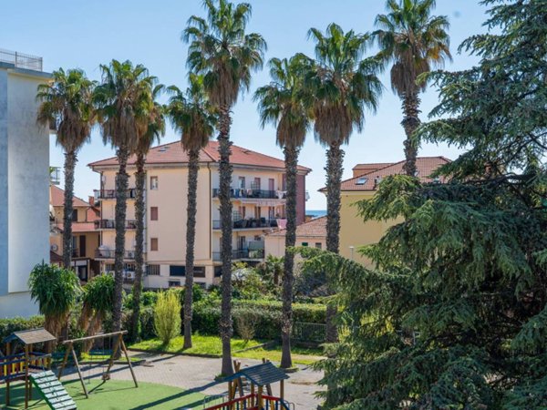 appartamento in vendita a Riva Ligure