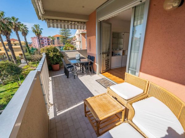 appartamento in vendita a Riva Ligure in zona Grange
