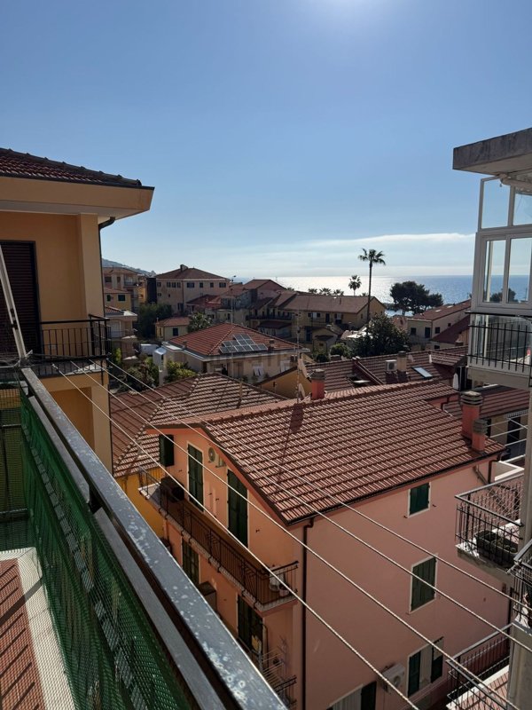 appartamento in vendita a Riva Ligure