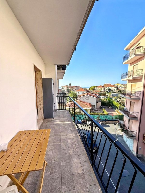 appartamento in vendita a Riva Ligure
