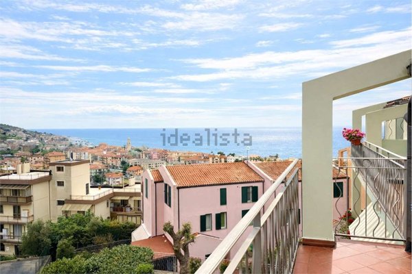 casa indipendente in vendita a Riva Ligure