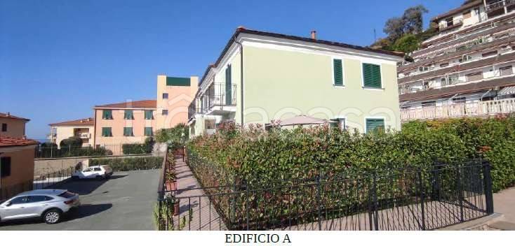 appartamento in vendita a Riva Ligure in zona Casai