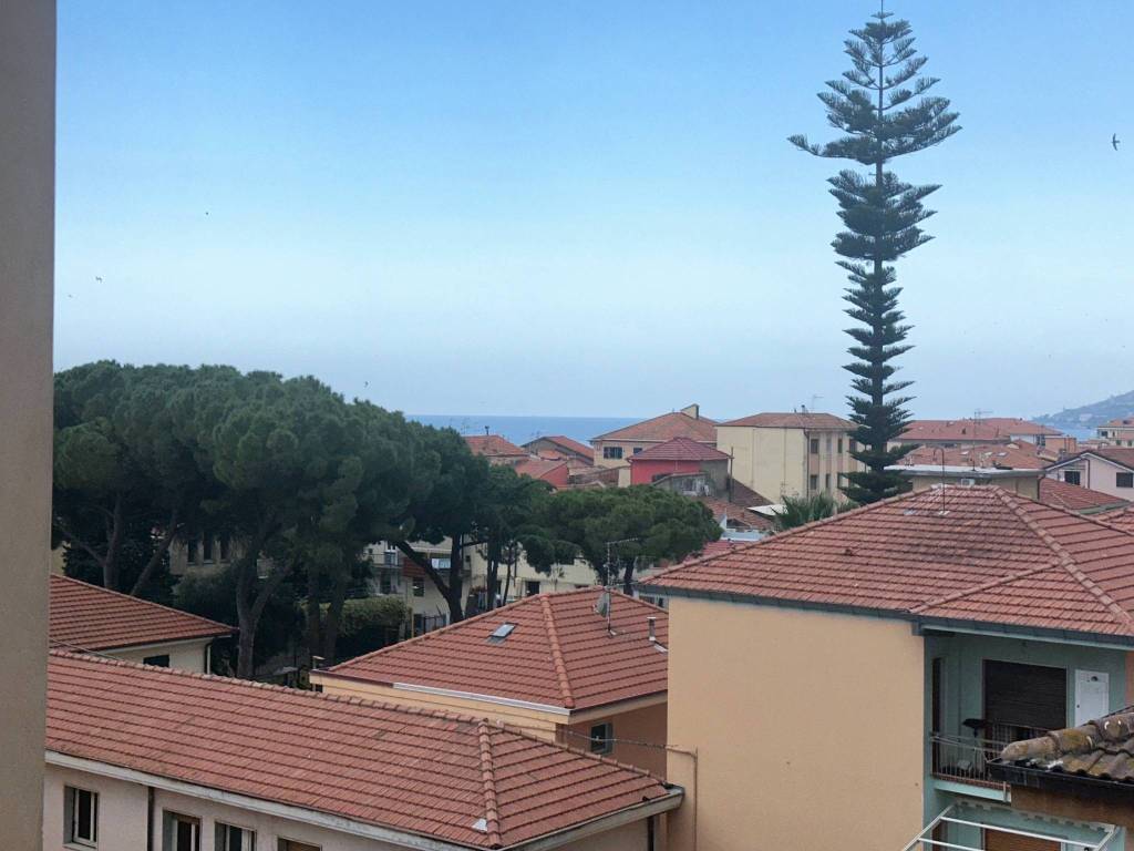 appartamento in vendita a Riva Ligure in zona Grange