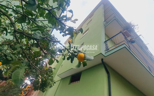 appartamento in vendita a Riva Ligure in zona Grange