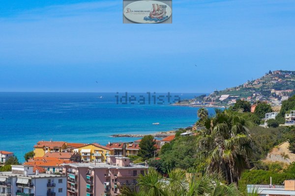 casa indipendente in vendita a Riva Ligure in zona Grange