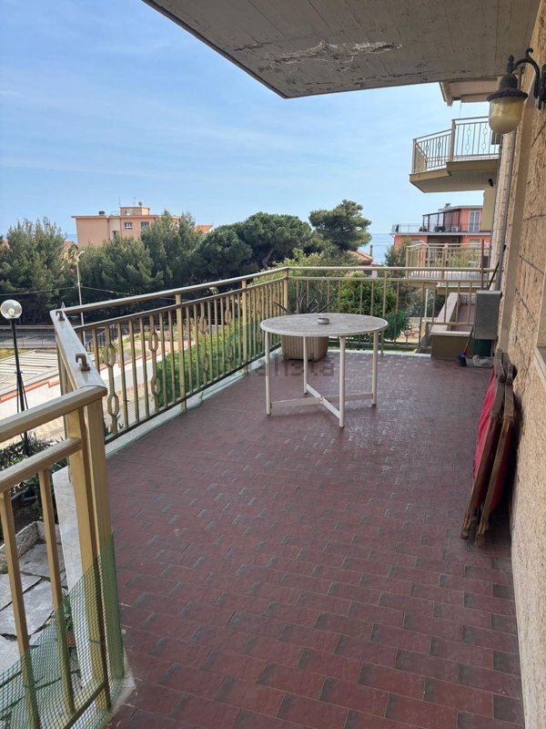 appartamento in vendita a Riva Ligure in zona Grange