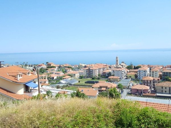 casa indipendente in vendita a Riva Ligure