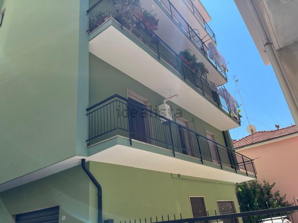 appartamento in vendita a Riva Ligure