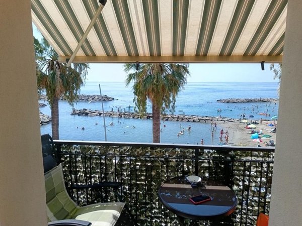 appartamento in vendita a Riva Ligure in zona Grange