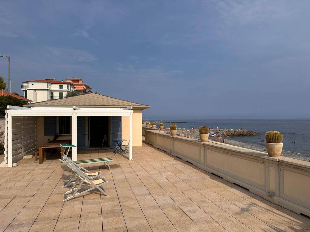 casa indipendente in vendita a Riva Ligure in zona Grange
