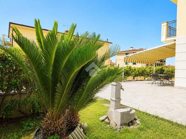 appartamento in vendita a Riva Ligure in zona Grange
