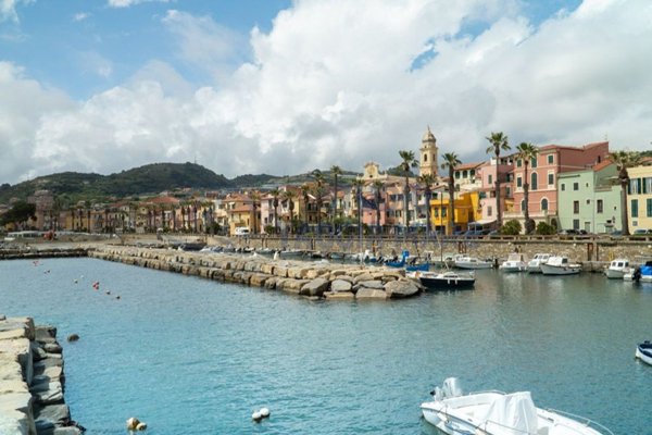appartamento in vendita a Riva Ligure in zona Grange