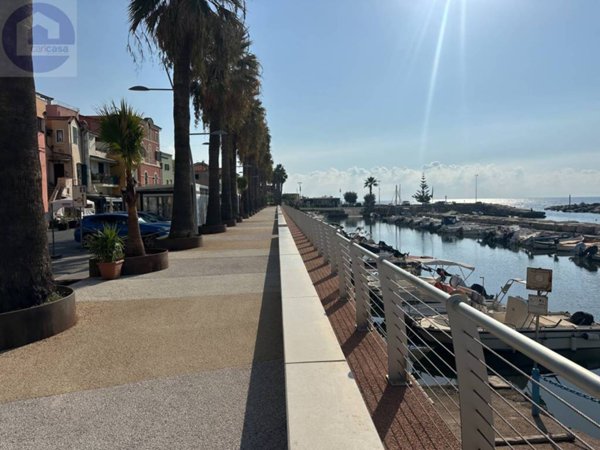 appartamento in vendita a Riva Ligure in zona Grange