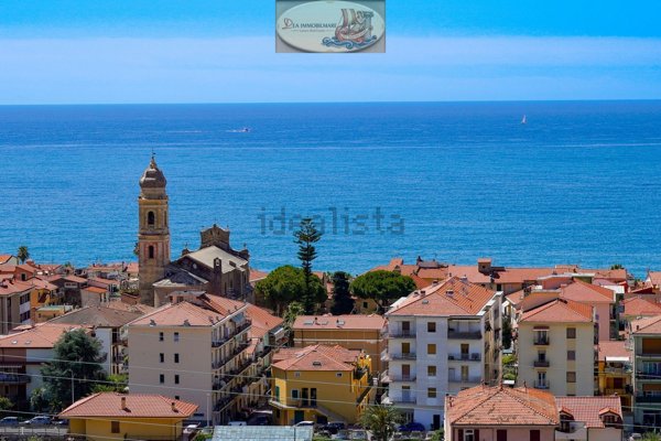 casa indipendente in vendita a Riva Ligure in zona Grange