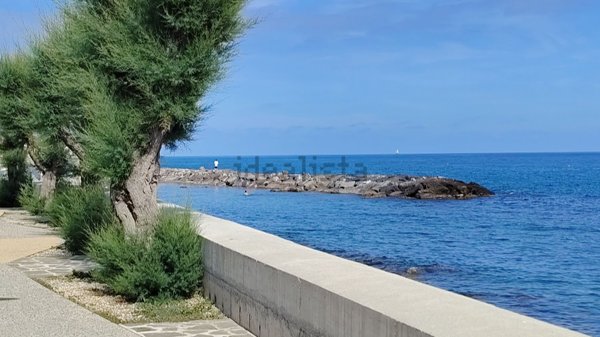 appartamento in vendita a Riva Ligure
