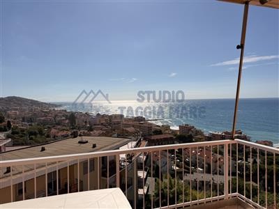 appartamento in vendita a Riva Ligure in zona Casai