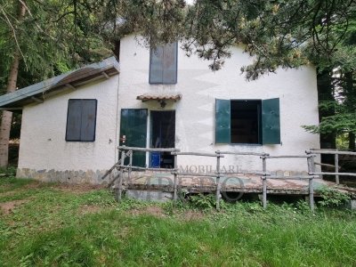 casa indipendente in vendita a Rocchetta Nervina