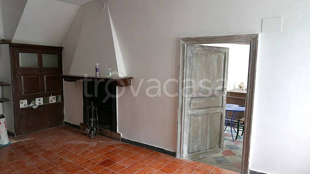 casa indipendente in vendita a Rocchetta Nervina
