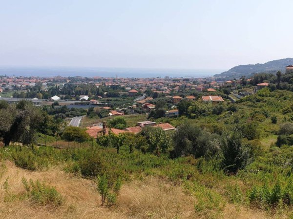 casa indipendente in vendita a San Bartolomeo al Mare